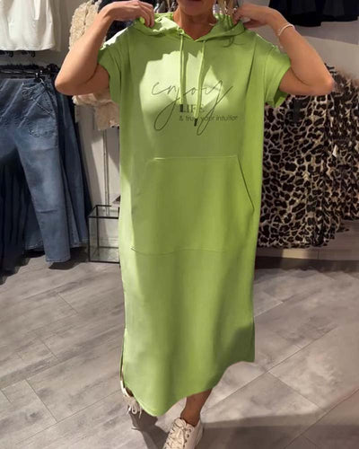 Lena™ | Luźna sukienka z kapturem i kobiecym krojem
