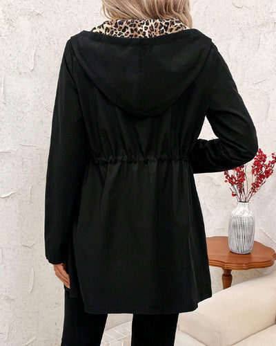 Oliwia | Odwracalny płaszcz z kapturem w panterkę