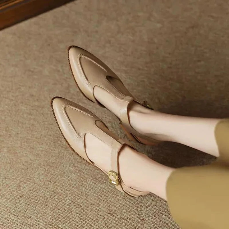 Buty Aurenza z klamrą