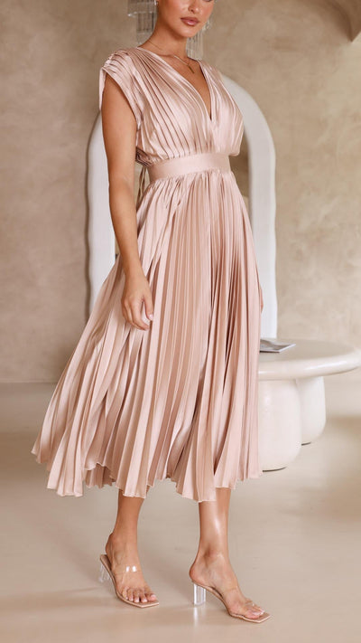 Halina - Zwiewna i Elegancka Sukienka